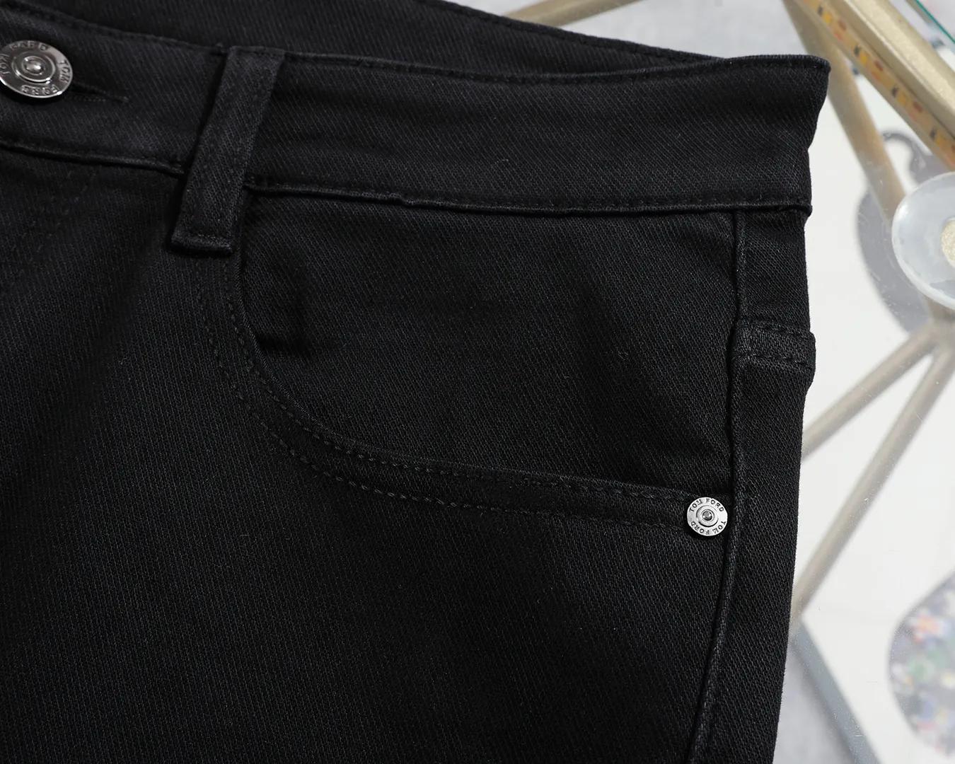 TOM FORD NO：66833 Size ：30 To 42 yarda